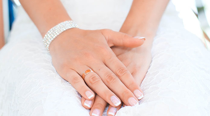 Manicure hybrydowy - co warto wiedzieć?