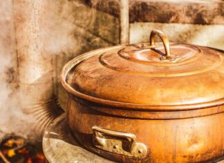 Jak można podgrzać wodę w basenie? Jak można podgrzać wodę w basenie?