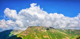 Jak dobrać nakładkę na sedes?